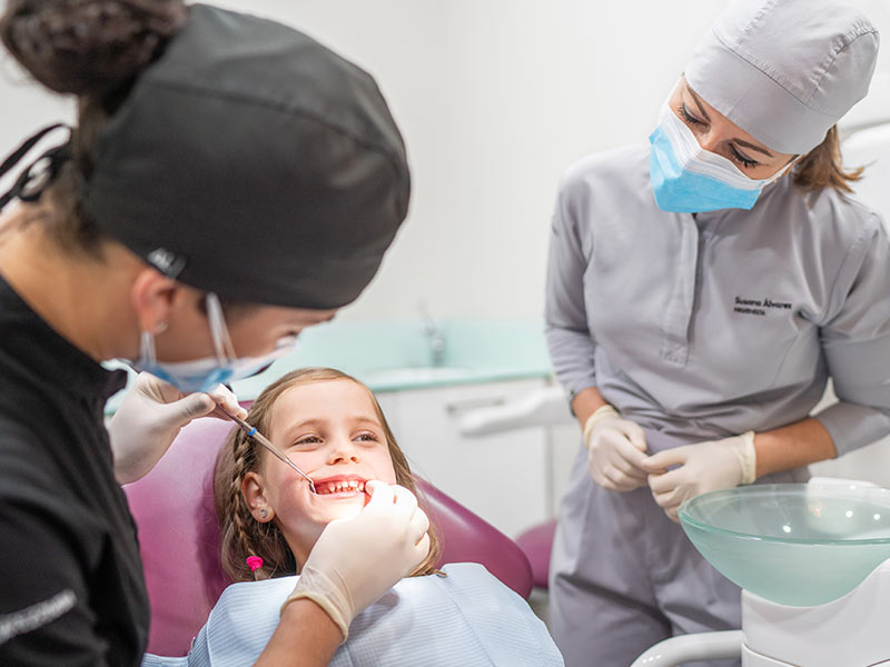 Clínica Dental Suárez Rivaya